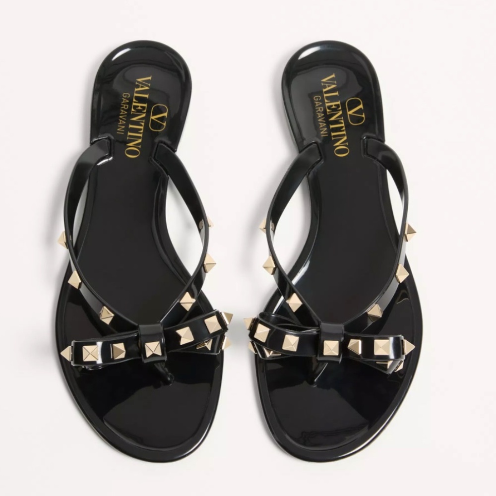 VALENTINO Rockstud Rubber Slipper Sandal in Black Size 41